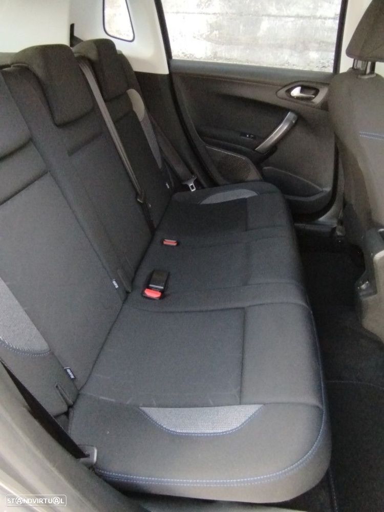 Peugeot 2008 1.2 PureTech Style - 25