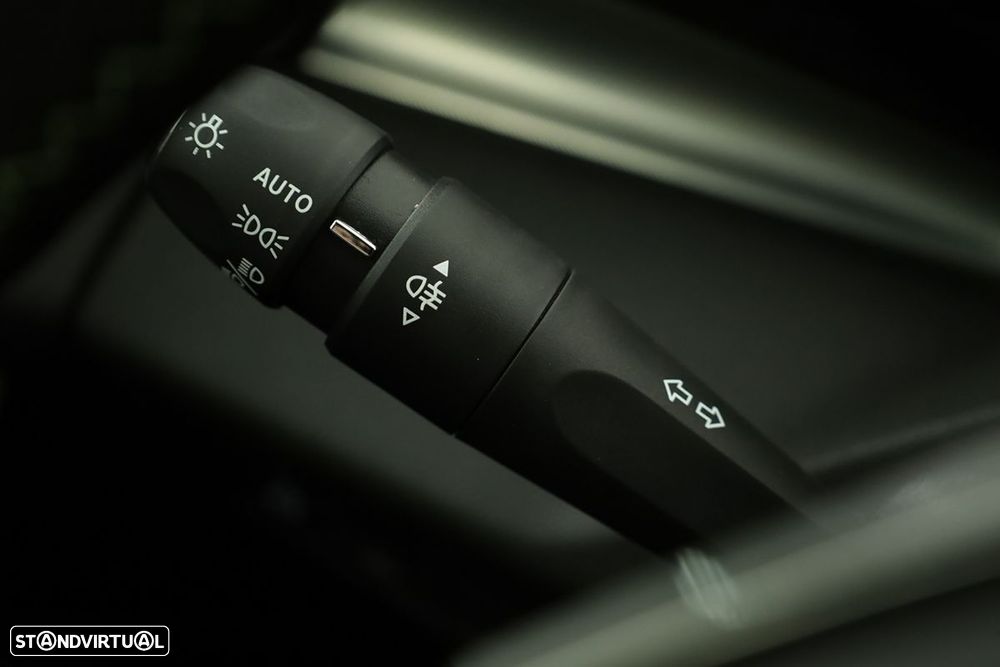 Peugeot 308 SW 1.2 PureTech GT EAT8 - 17