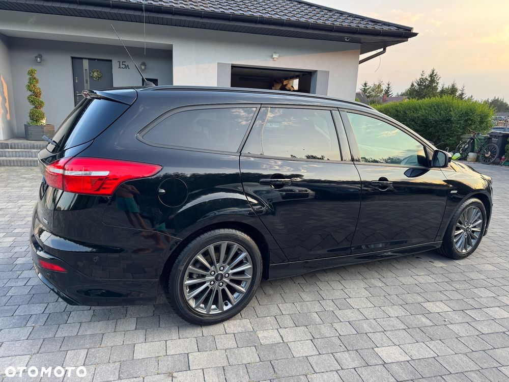 Ford Focus 1.0 EcoBoost Start-Stopp-System ST-LINE - 6
