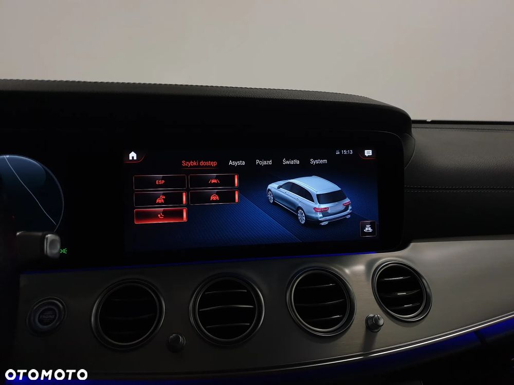 Mercedes-Benz Klasa E 300 de 4Matic 9G-TRONIC AMG Line - 23