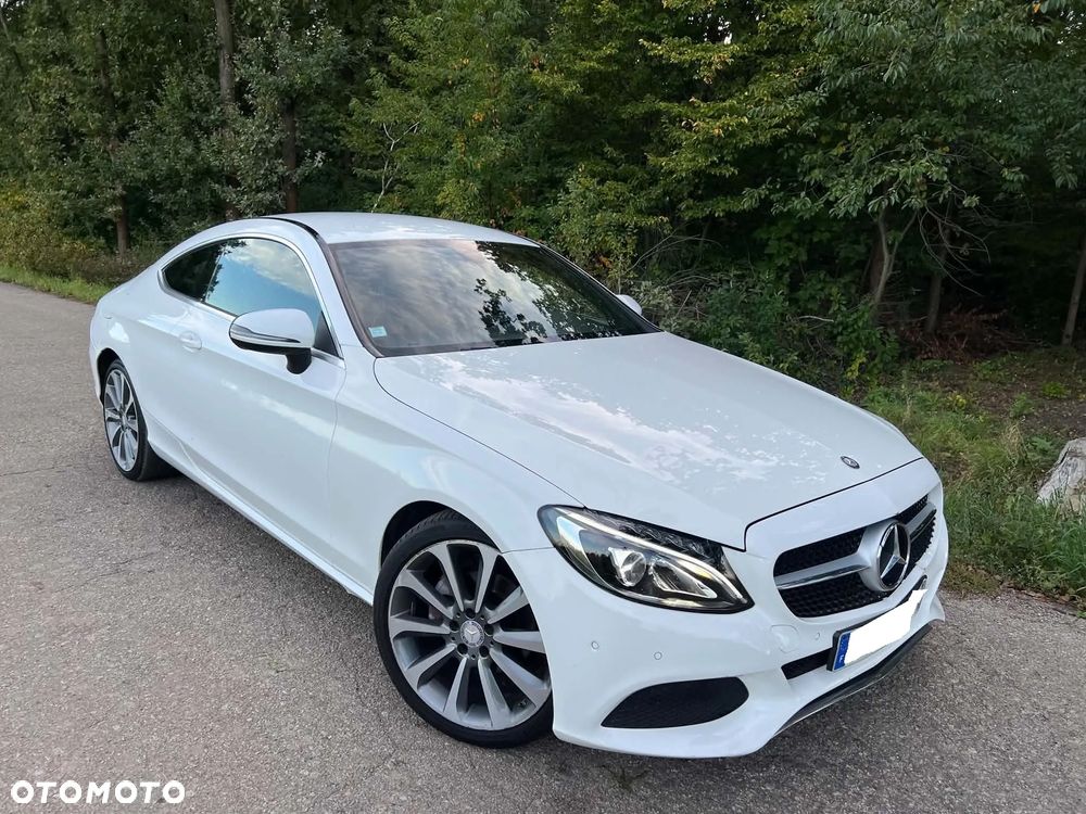 Mercedes-Benz Klasa C 180 Edition - 36
