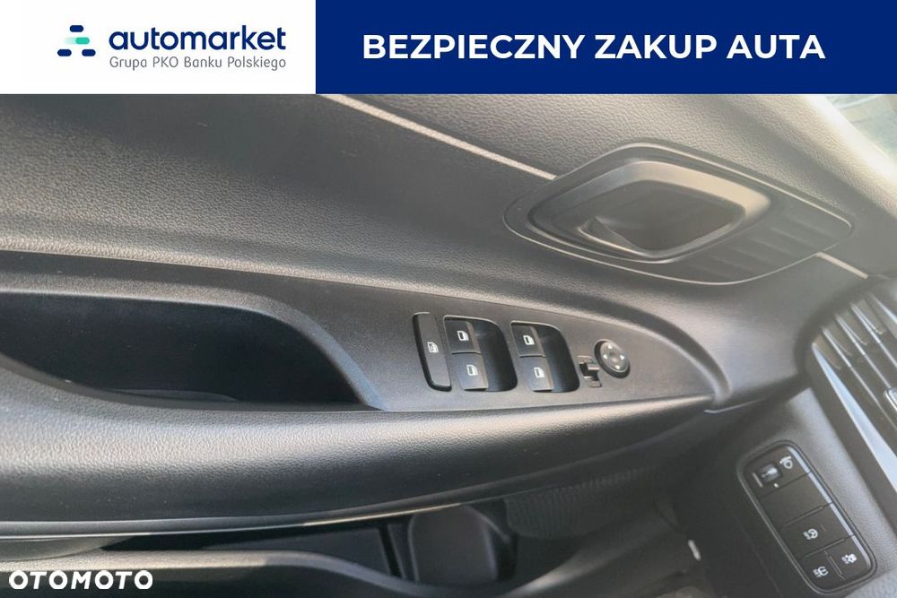 Hyundai i20 1.2 Pure - 13