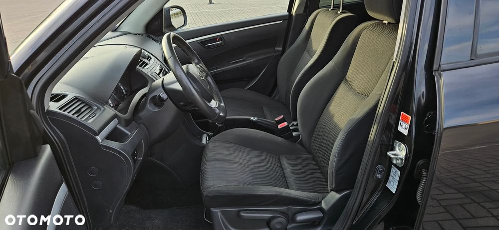 Suzuki Swift 1.3 DDiS Club - 10