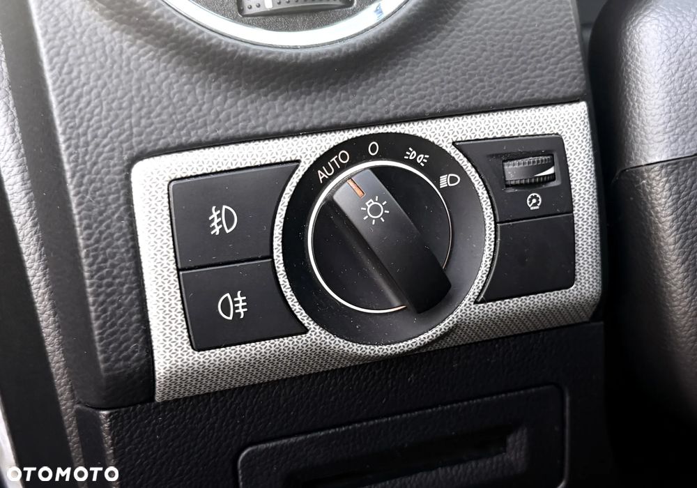 Opel Antara - 26