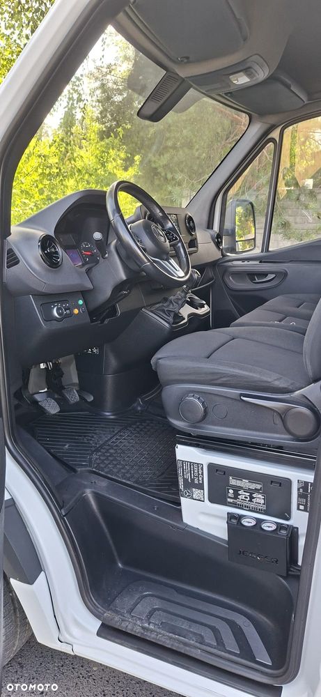 Mercedes-Benz SPRINTER - 17