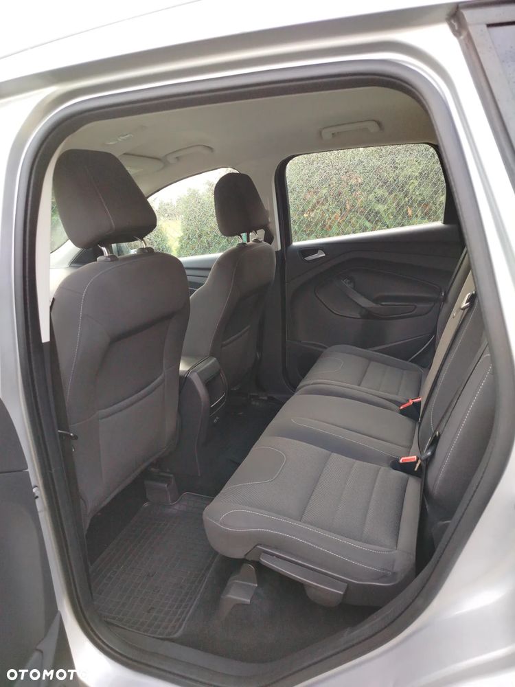Ford Kuga 2.0 TDCi 4x4 Trend - 17