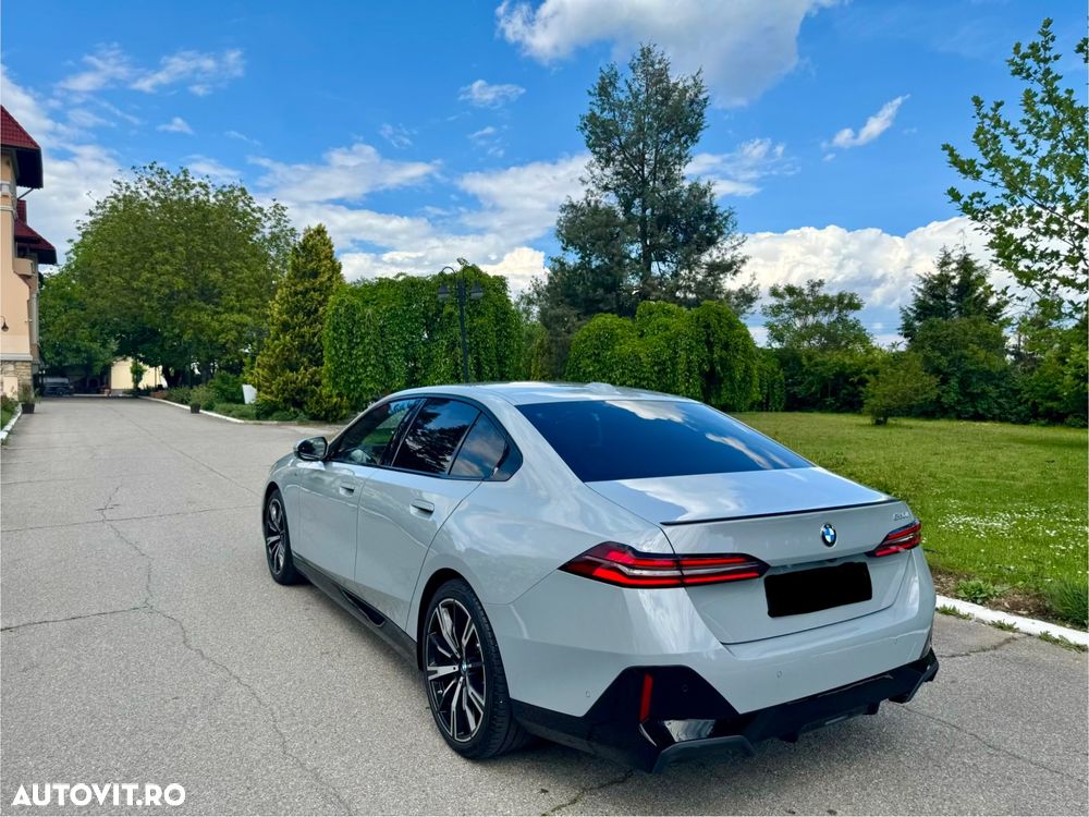 BMW Seria 5 520d AT MHEV - 35