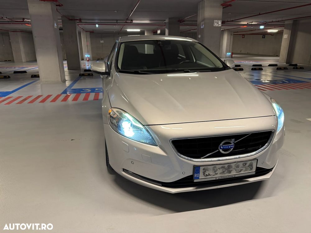 Volvo V40 D2 - 2