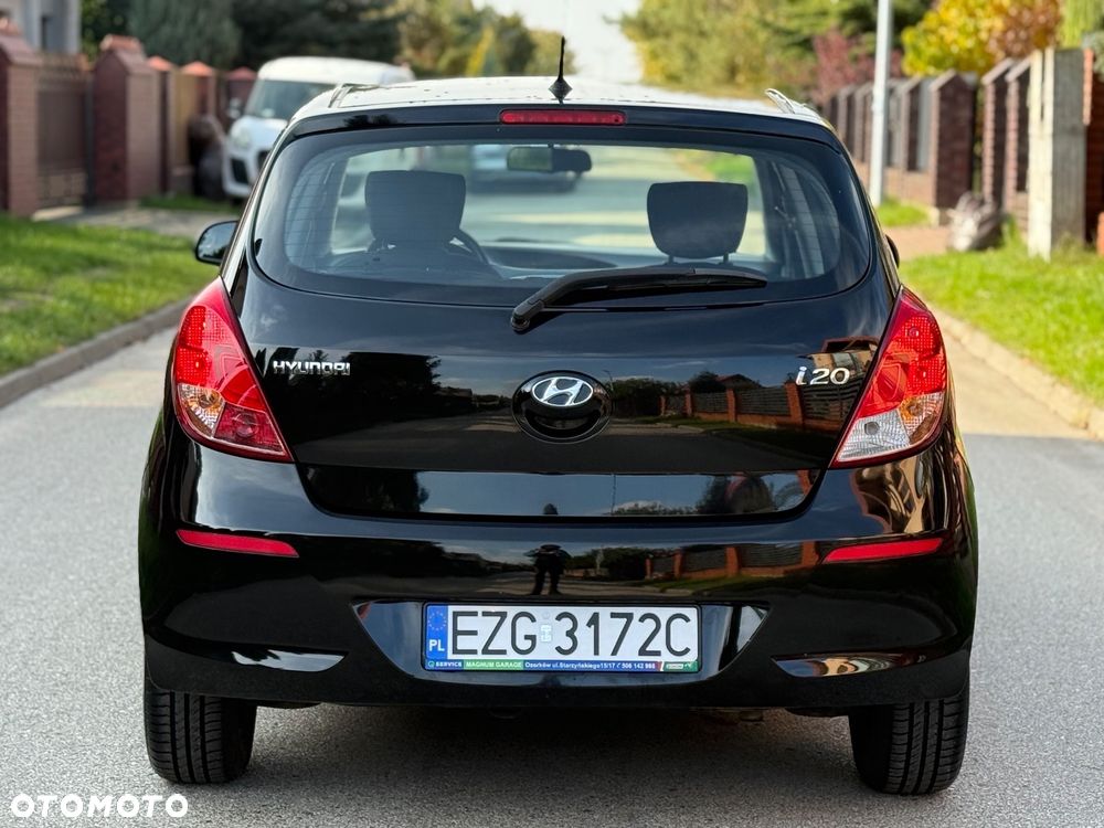 Hyundai i20 1.2 Trend - 11