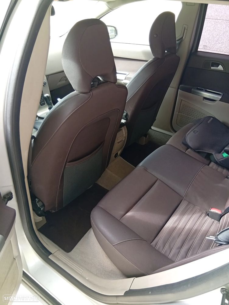 Volvo V50 2.0 D Nível 2 - 14