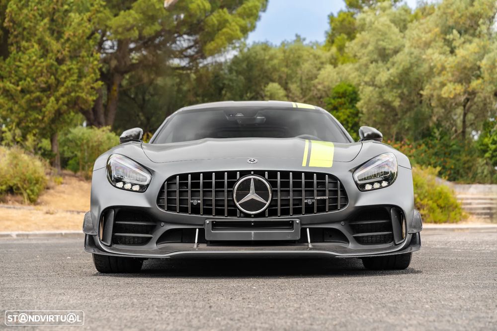Mercedes-Benz AMG GT R - 2