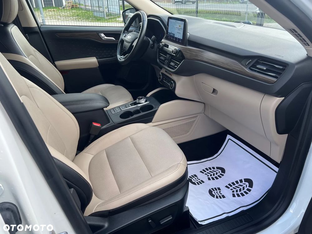 Ford Kuga 2.5 Duratec FHEV 4x4 TITANIUM - 9