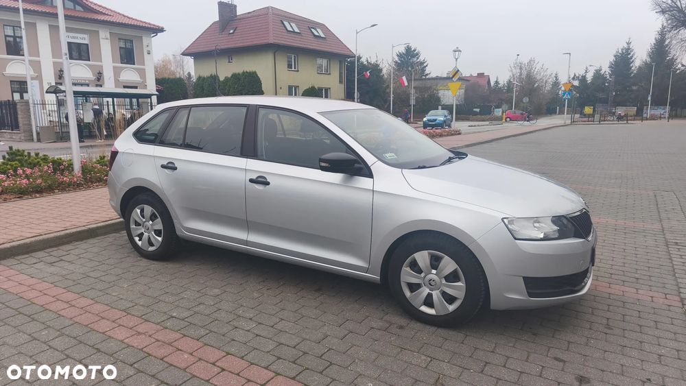 Skoda RAPID 1.0 TSI Active - 2