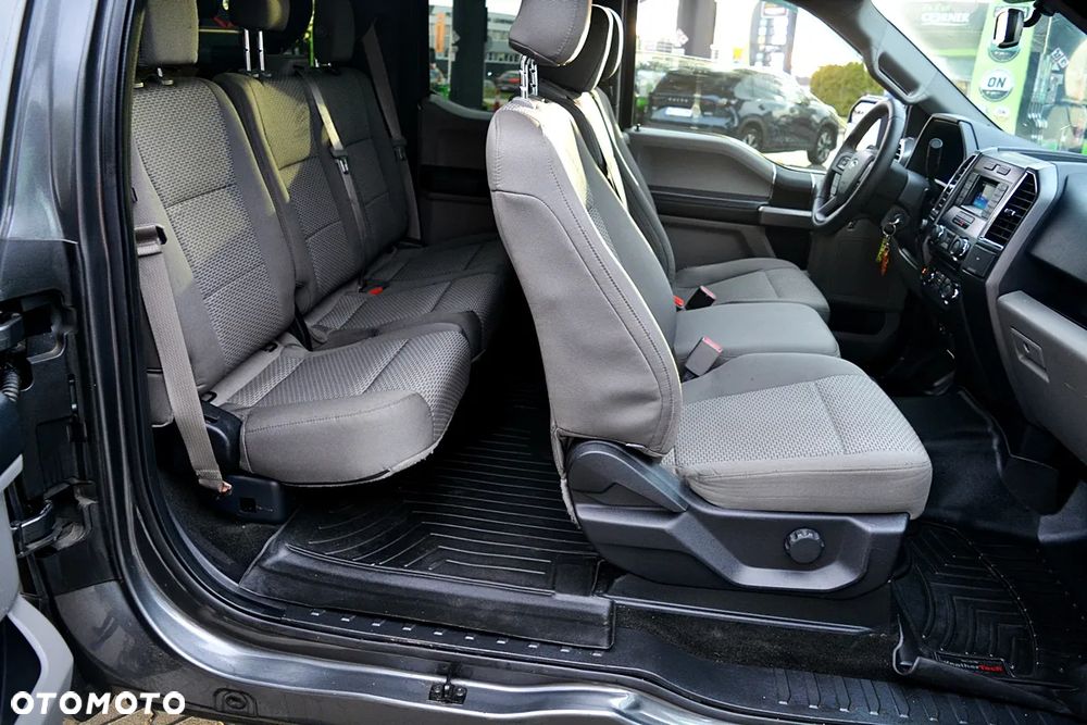 Ford F150 - 6
