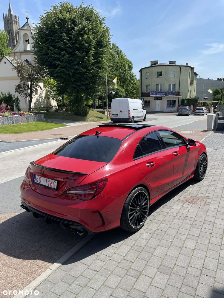 Mercedes-Benz CLA 250 4Matic 7G-DCT Sport - 32