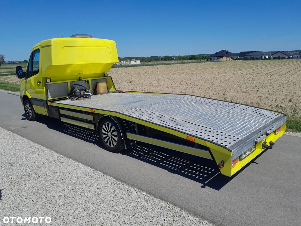 Mercedes-Benz Sprinter - 5
