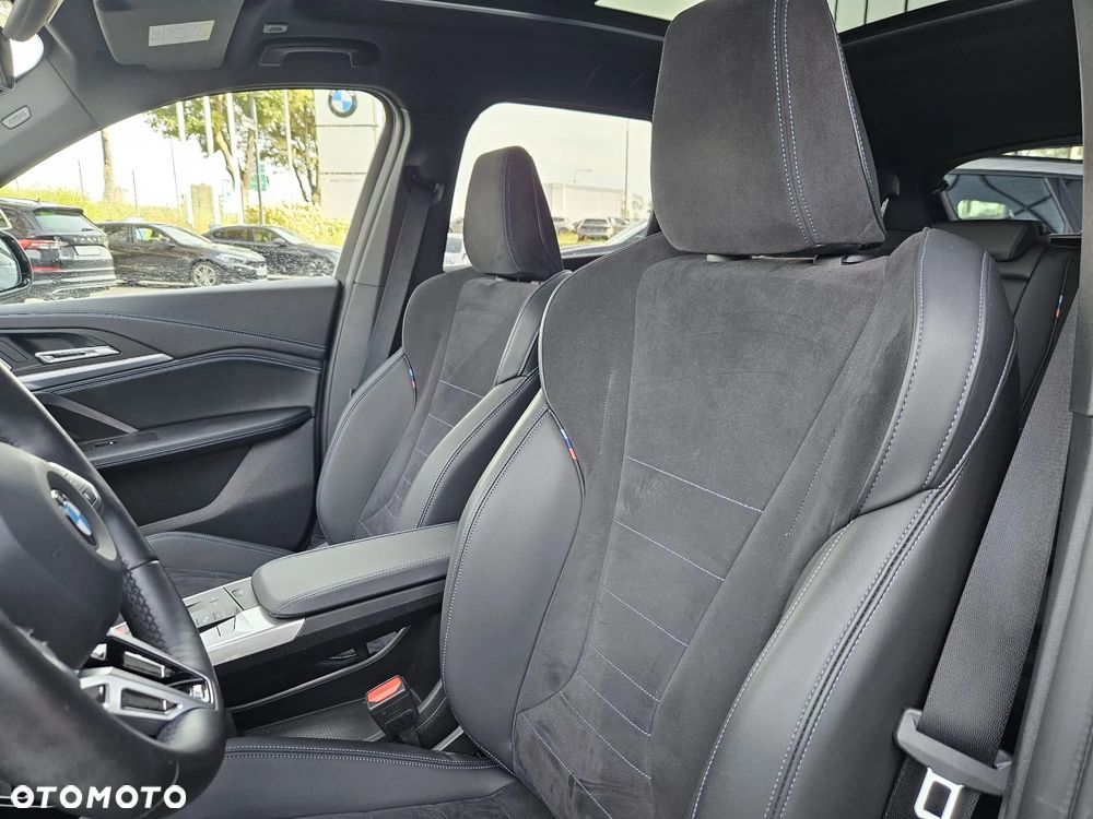 BMW X1 xDrive23i - 14