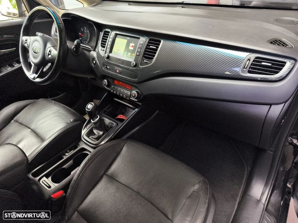 Kia Carens 1.7 CRDi ISG TX - 17