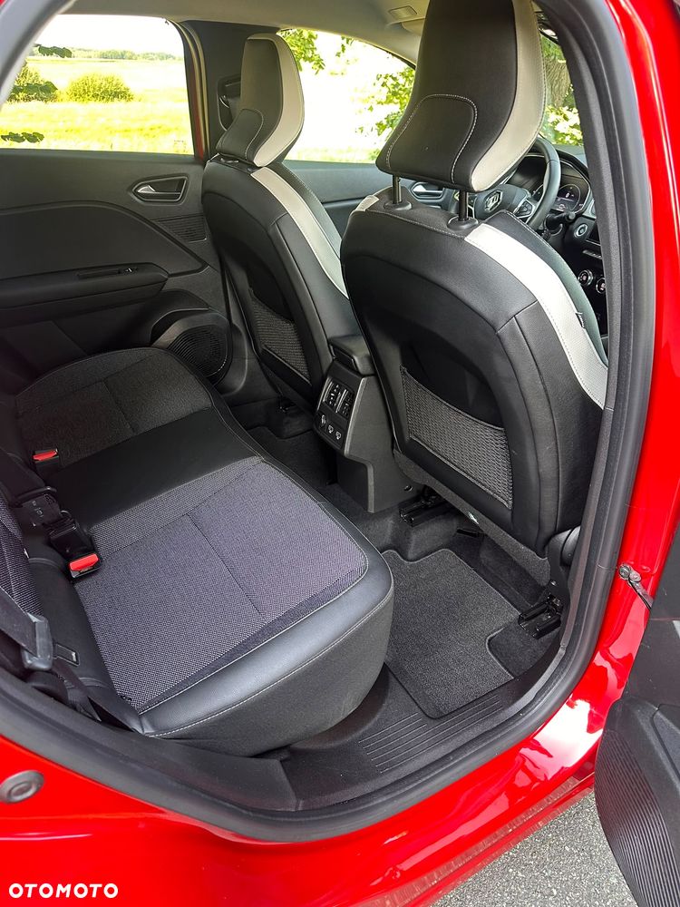 Renault Captur E-TECH Full 145 TECHNO - 26