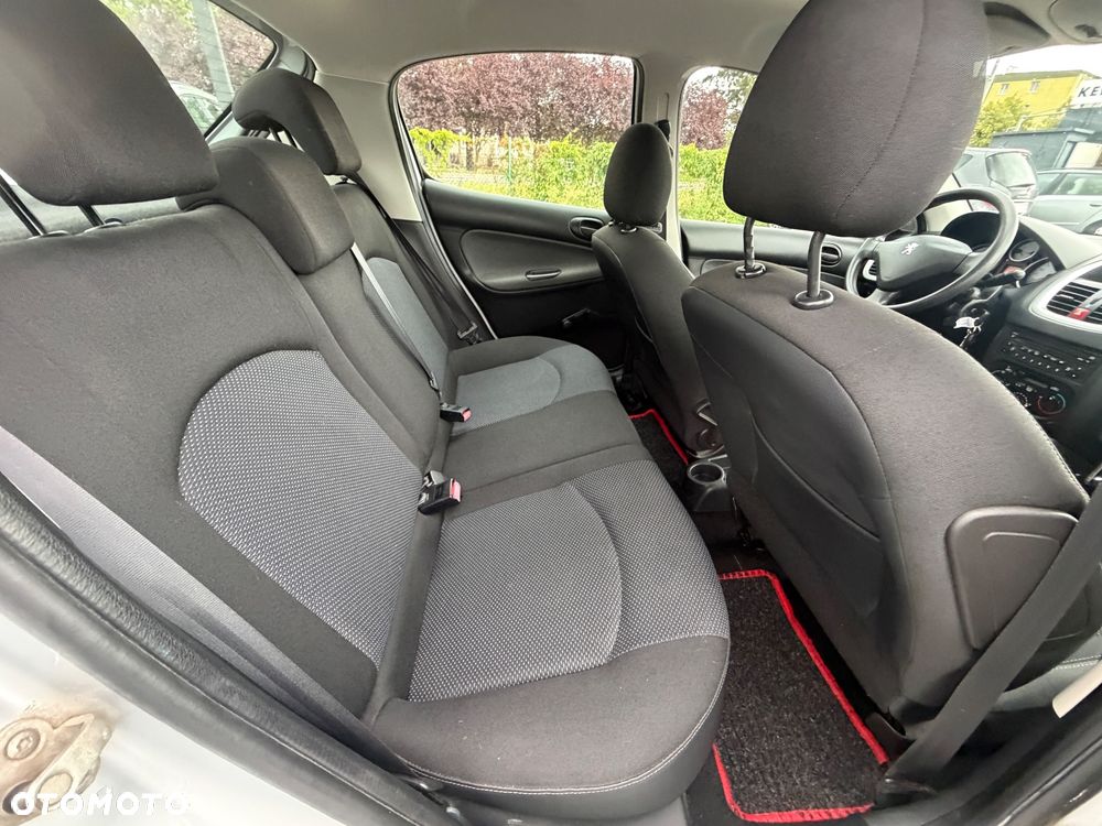 Peugeot 206 - 21