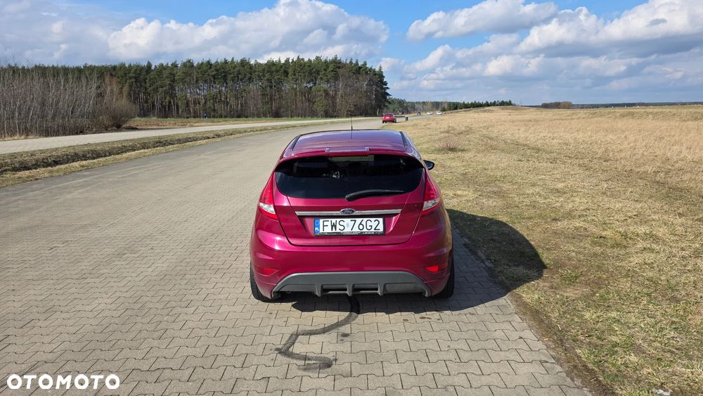 Ford Fiesta 1.6 TDCi Trend - 10