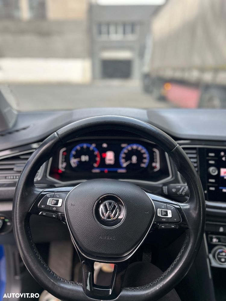 Volkswagen T-ROC - 21
