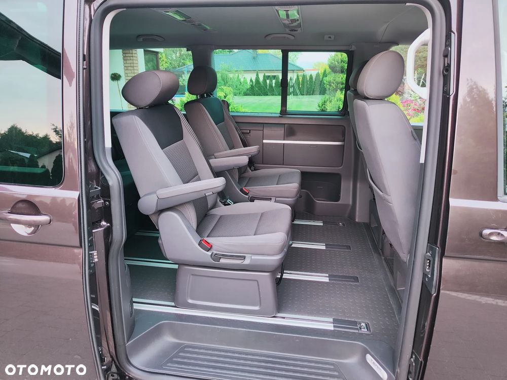 Volkswagen Multivan - 7
