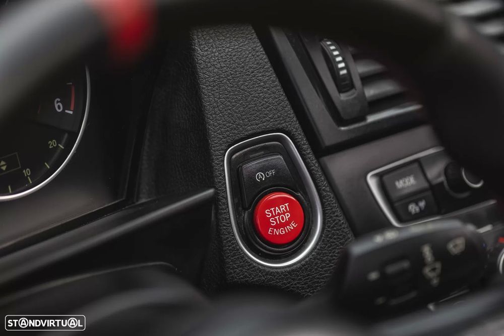 BMW 120 d xDrive - 13