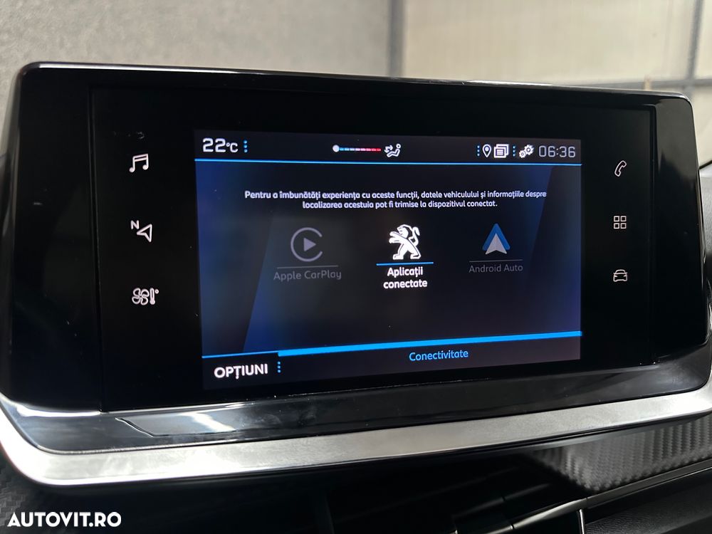Peugeot 208 1.2 L PureTech STT Active - 11