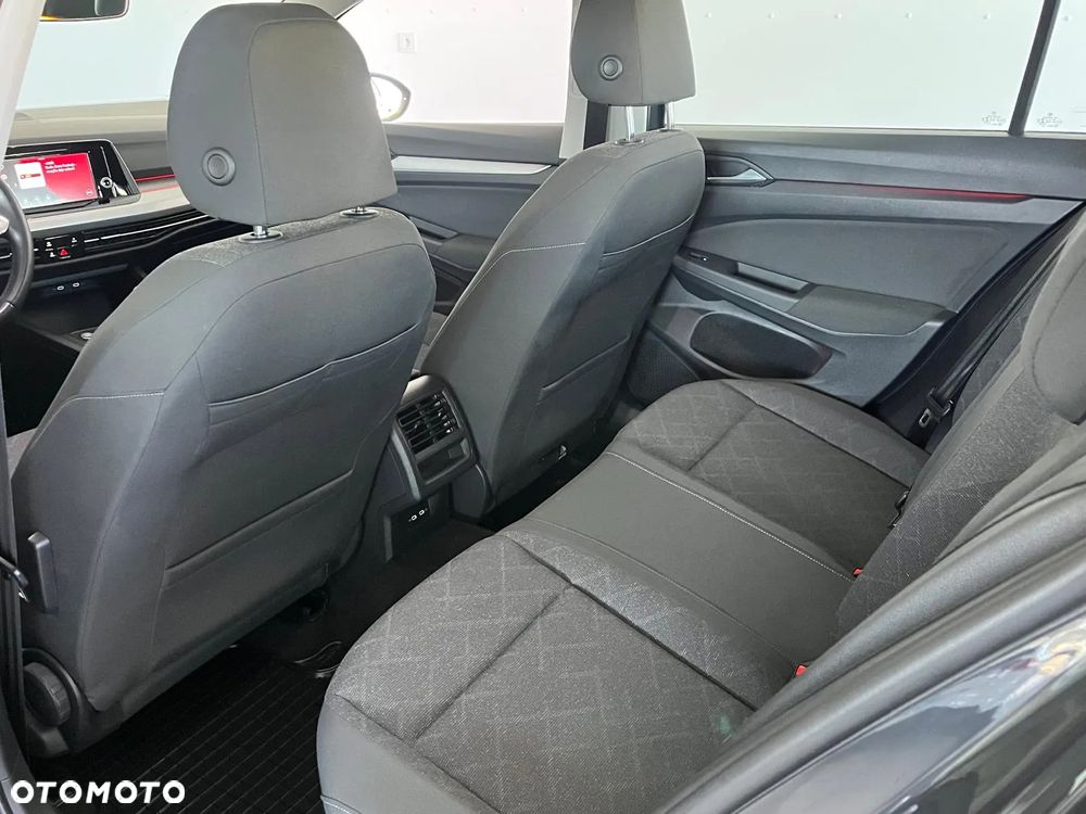 Volkswagen Golf VIII 2.0 TDI Life - 36