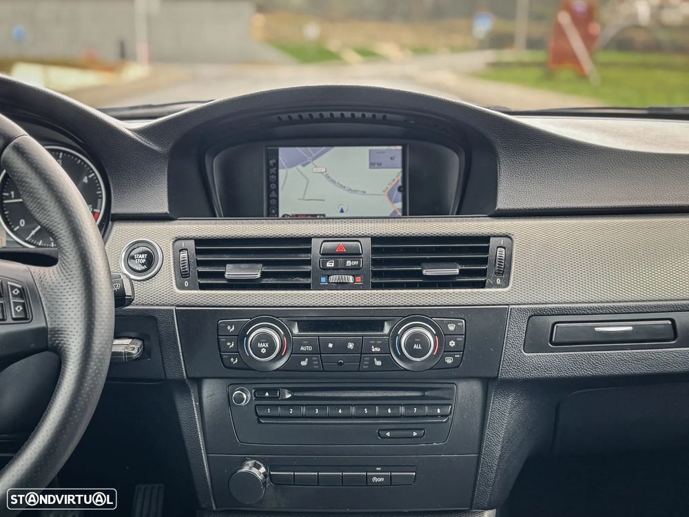 BMW 320 d M Sport Edition - 20