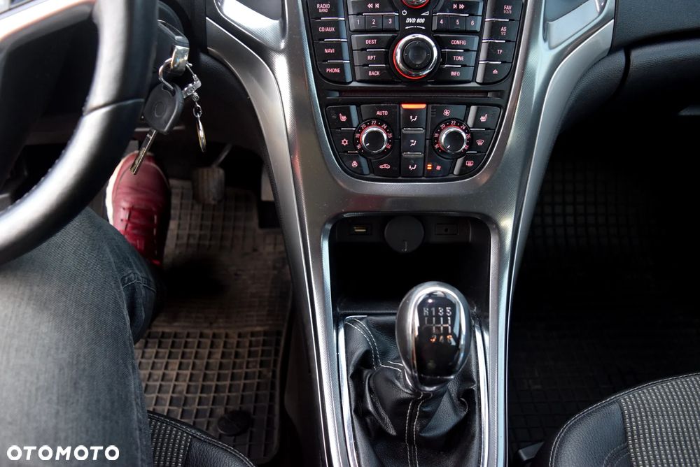 Opel Astra 2.0 CDTI DPF Cosmo - 23