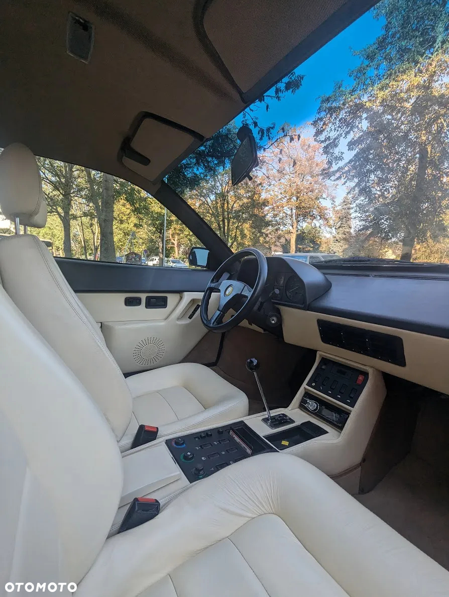 Ferrari Mondial - 3