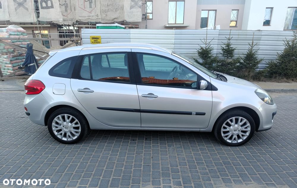 Renault Clio 1.2 TCE Authentique - 10