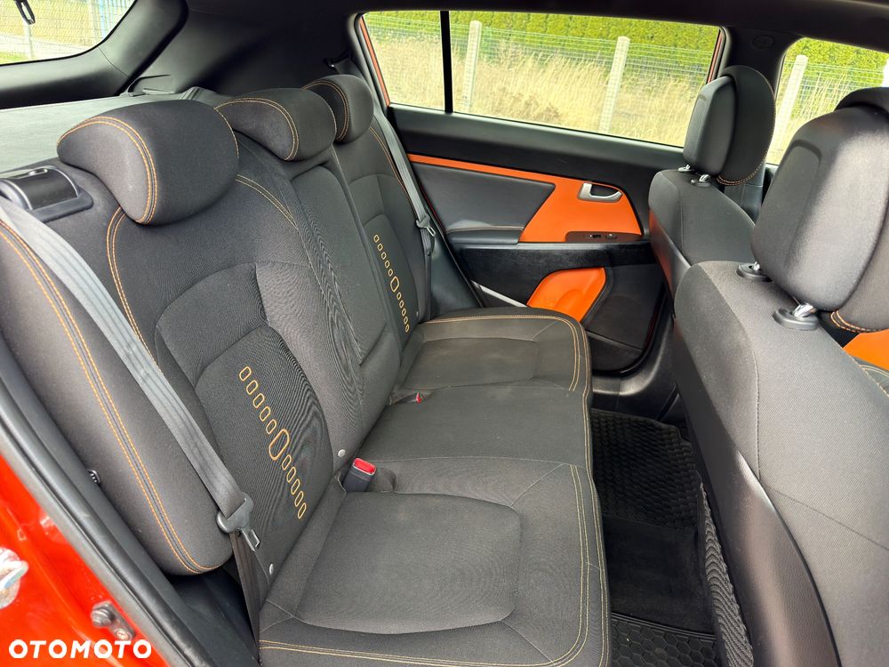 Kia Sportage 1.7 CRDI 2WD Vision - 22