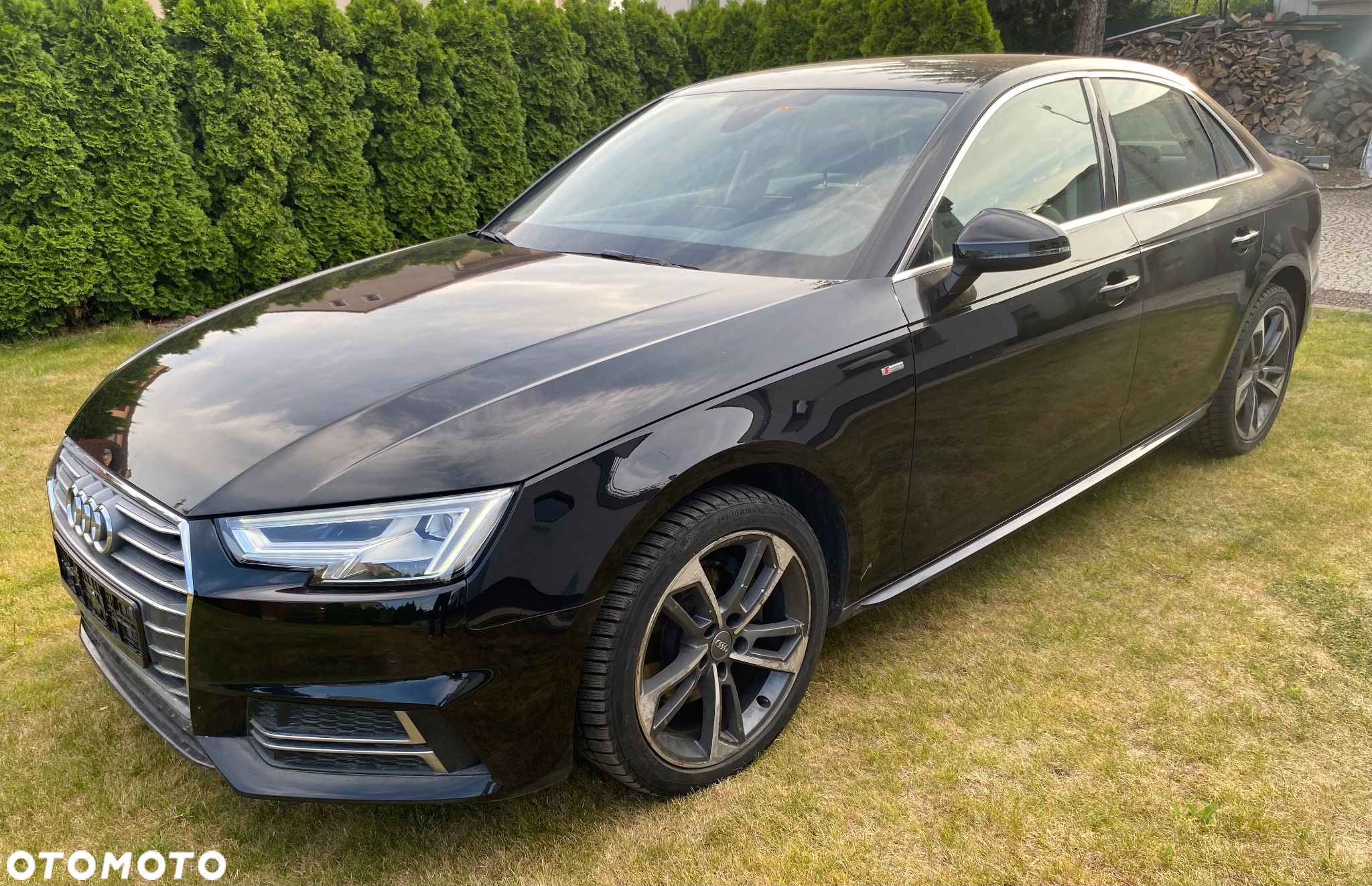 Audi A4 2.0 TDI S tronic design - 1