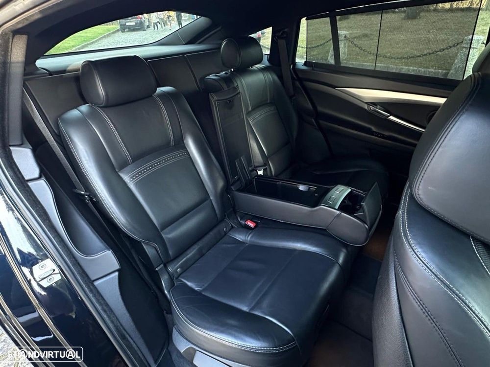 BMW 520 Gran Turismo d Pack M - 51