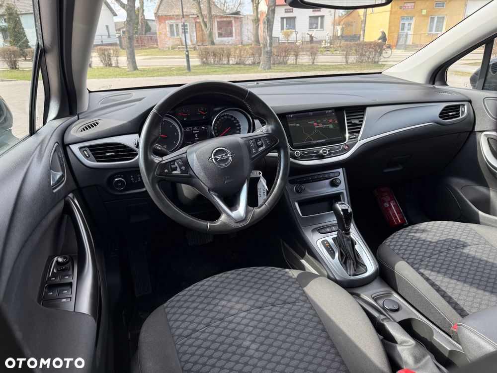 Opel Astra 1.6 D Automatik Start/Stop Innovation - 11