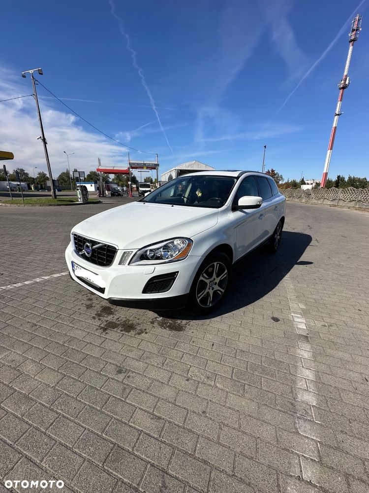 Volvo XC 60 T6 AWD R-Design - 2