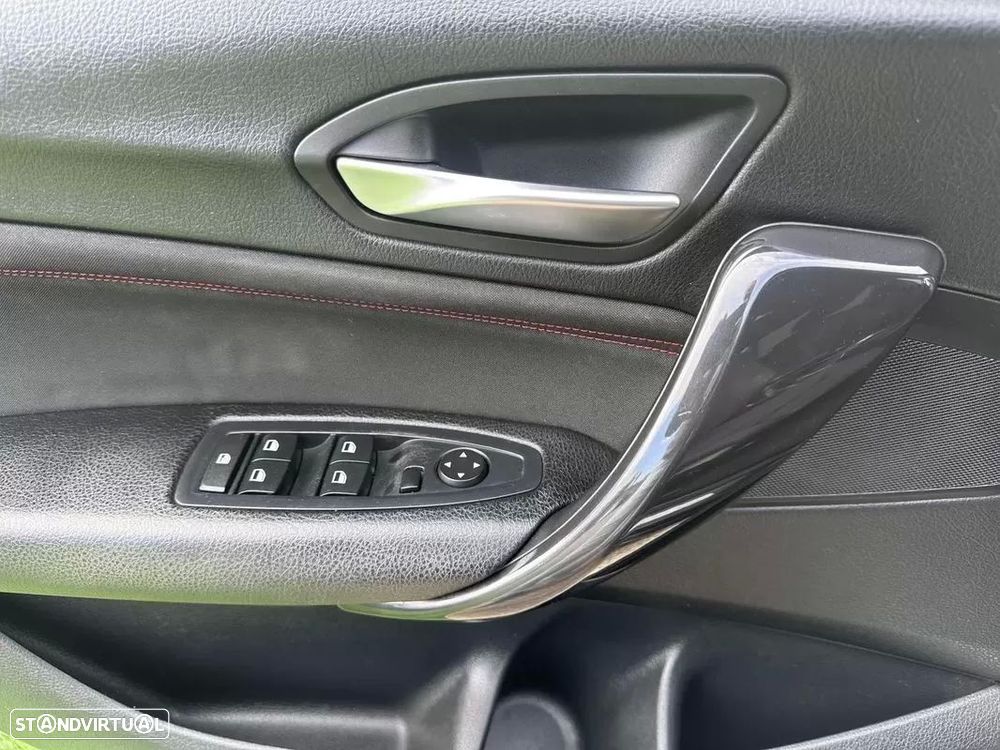 BMW 116 d EDynamics Line Sport - 25