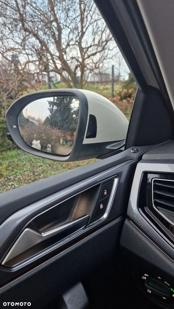 Volkswagen Taigo 1.5 TSI ACT Style DSG - 20