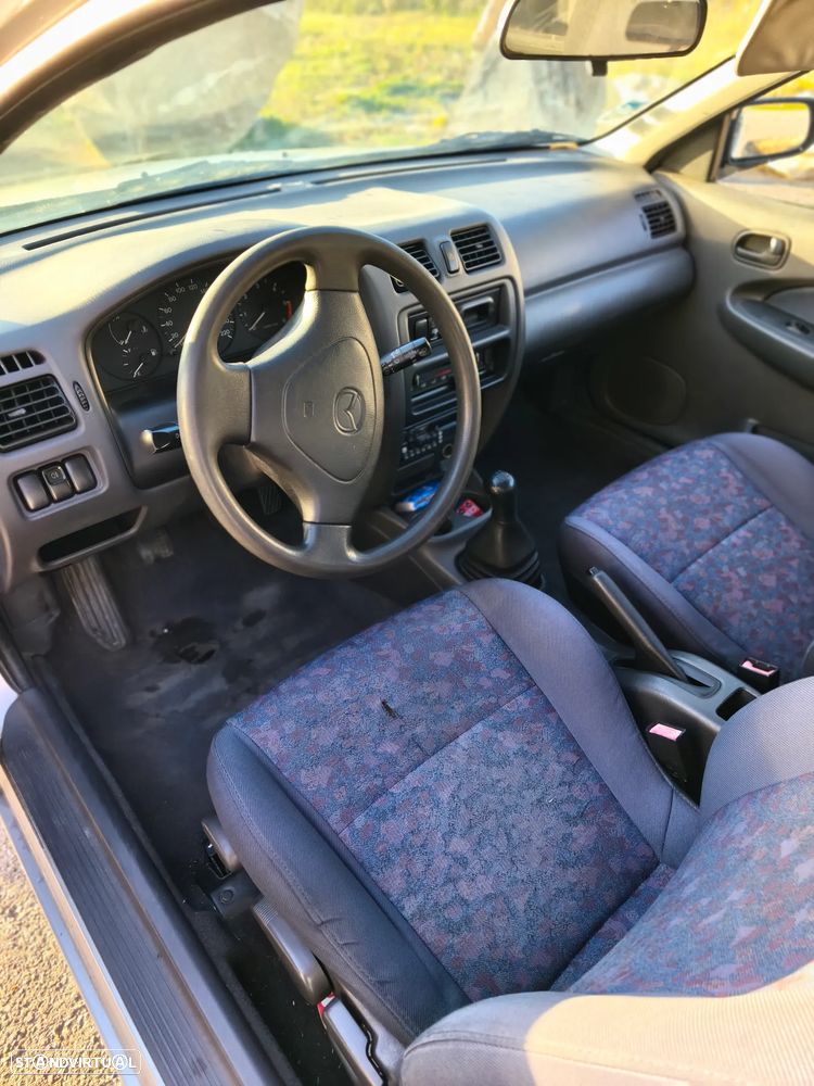 Mazda 323 P 2.0 D - 10