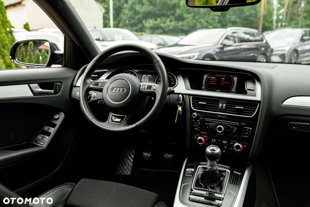 Audi A4 Avant 1.8 TFSI S line Sportpaket - 27