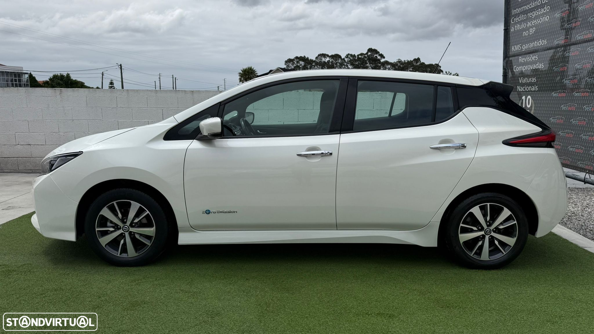 Nissan Leaf N-Connecta - 13