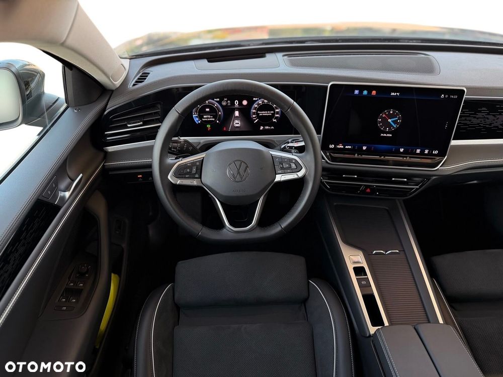Volkswagen Passat - 19