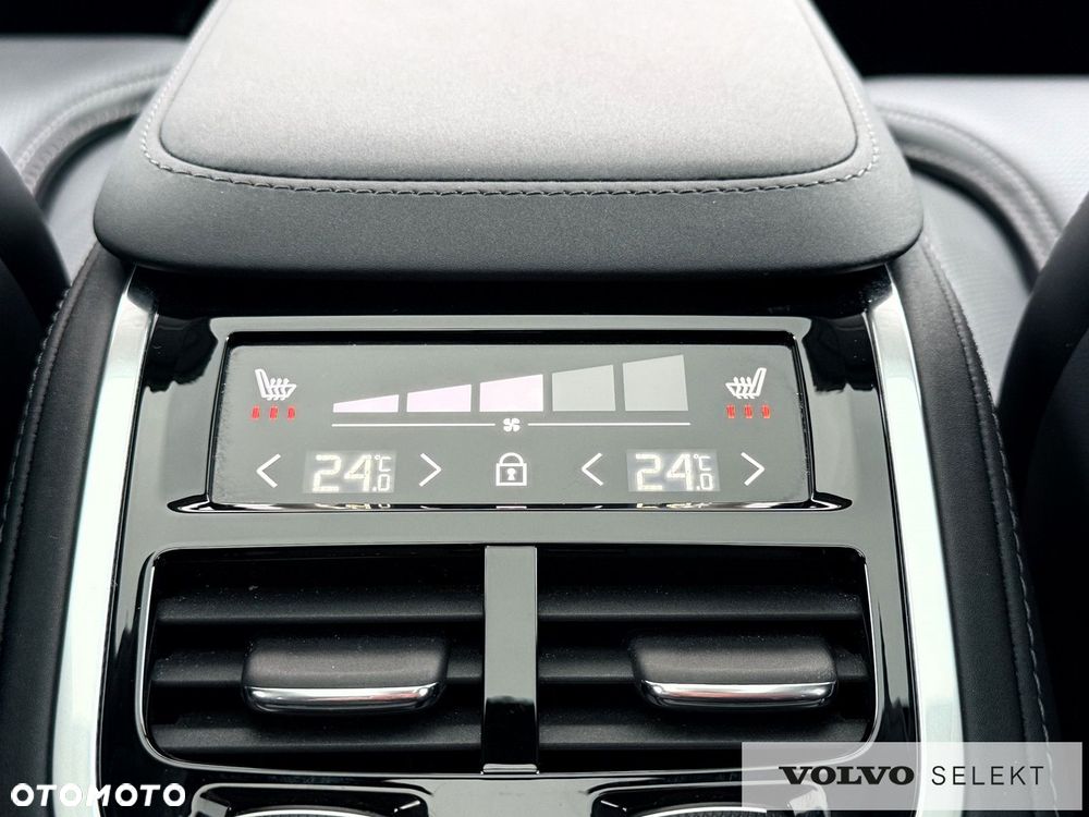 Volvo XC 90 - 21