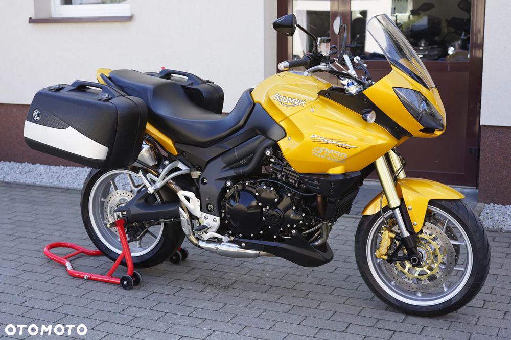 Triumph Tiger - 2