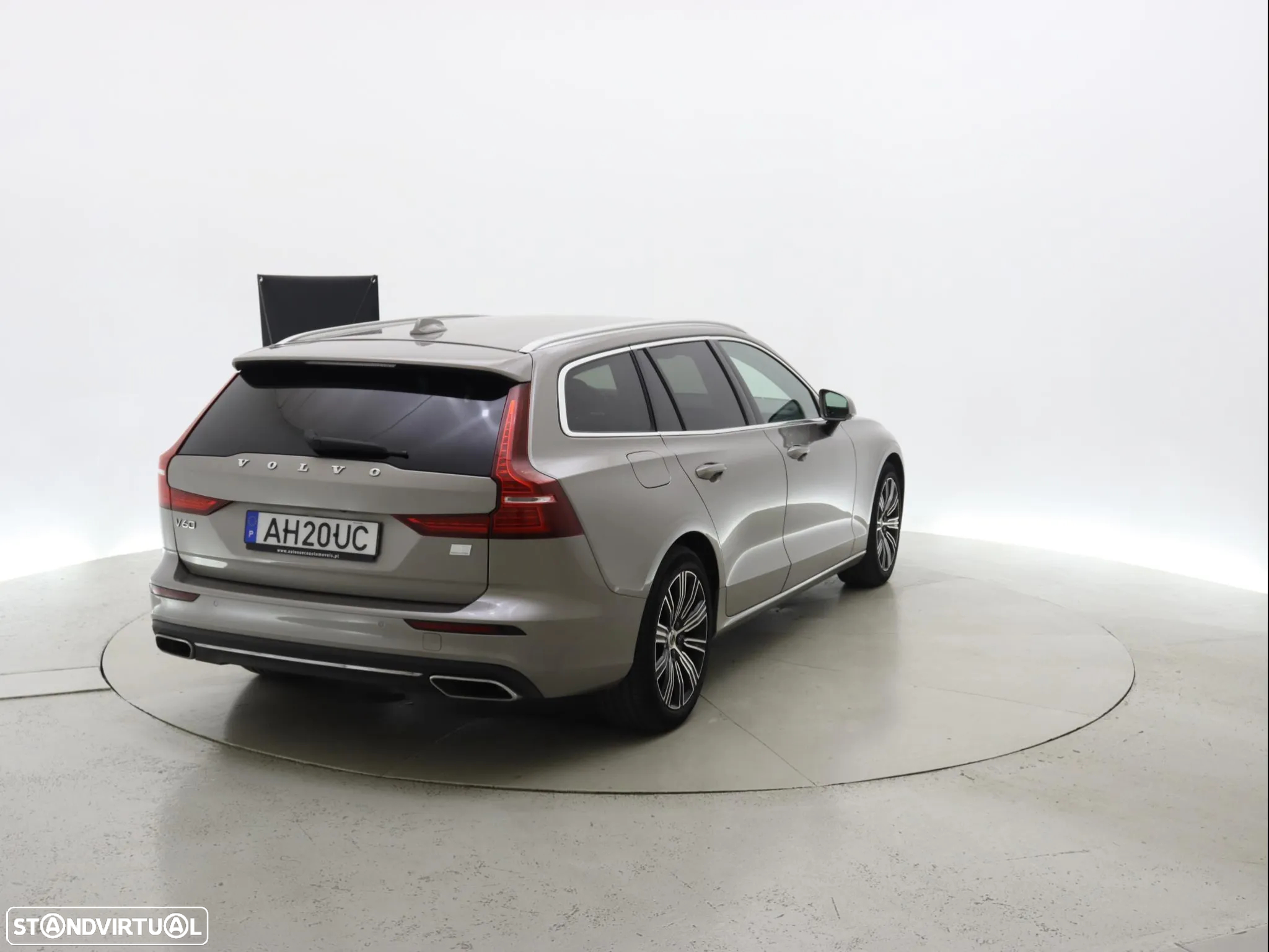 Volvo V60 2.0 T6 AWD TE R-Design Expression - 6