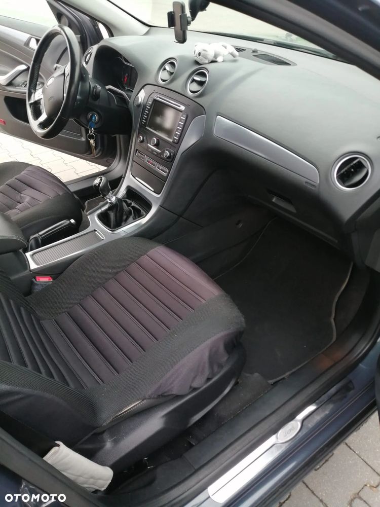 Ford Mondeo 2.0 TDCi Titanium - 9