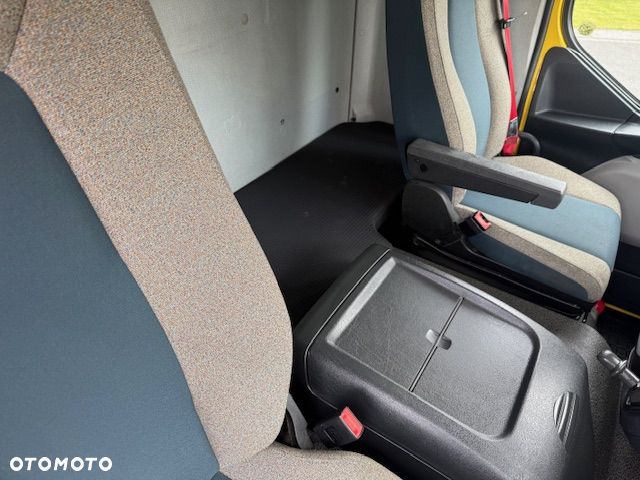 Volvo FL 250 Kontener 8,5 M / Niski przebieg / Super Stan - 6
